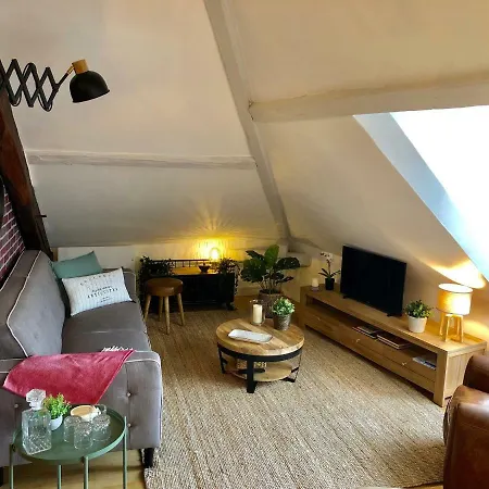 Lucarne Enchantee Lägenhet